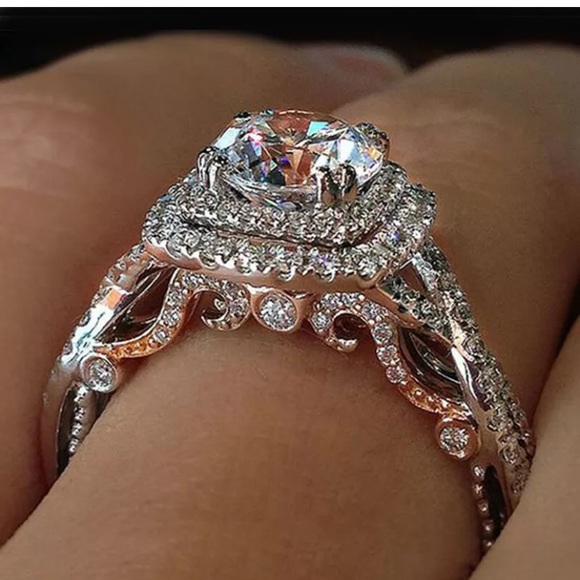 Gorgeous 925 Silver Rings Round Cut White Sapphire - Picture 2 of 9